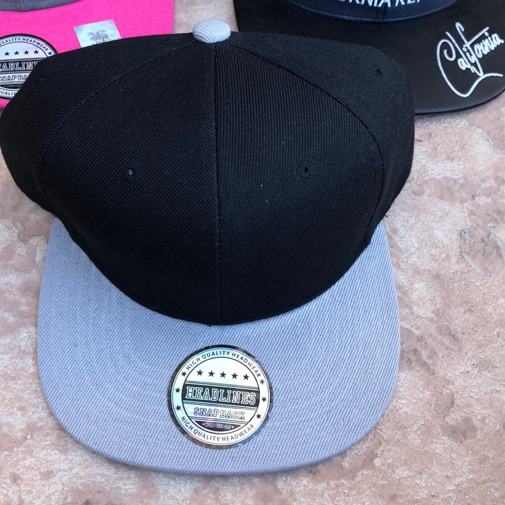 Snap back - Picture 2 of 4